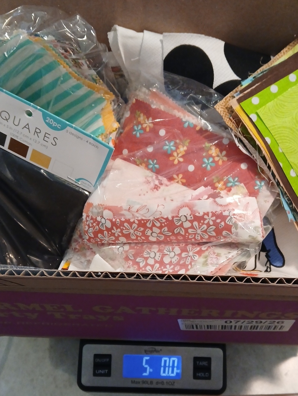 5 Lb Box Variety Precut Square Fabric Pieces